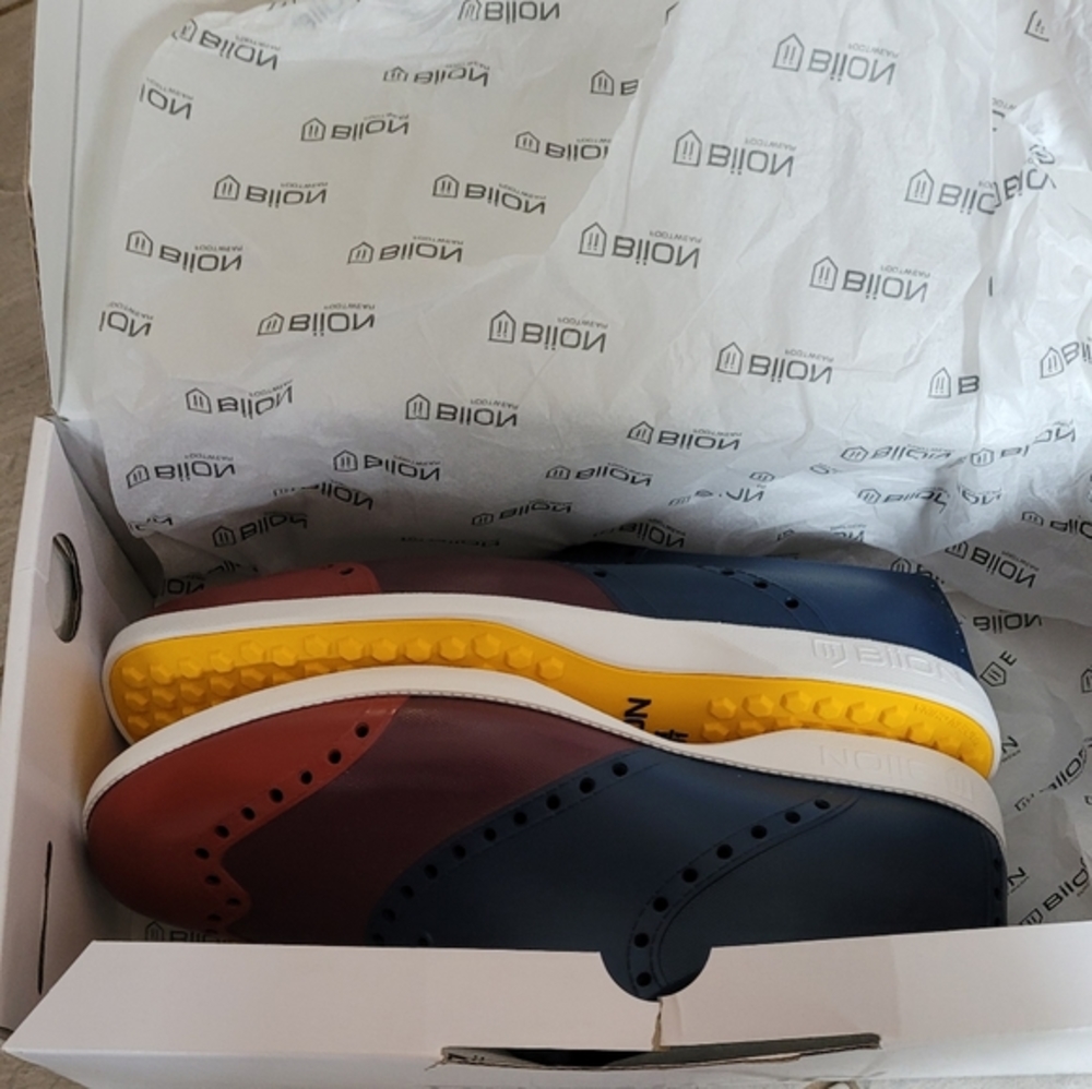 - New Biion Golf shoes size 11